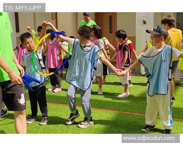 趣味横生的Teeball比赛：儿童运动的启蒙之旅与团队合作精神培养
